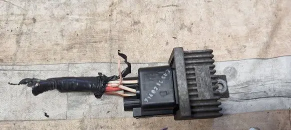 Renault Scenic II - Grand scenic II Glow plug pre-heat relay 7700115078 BED772