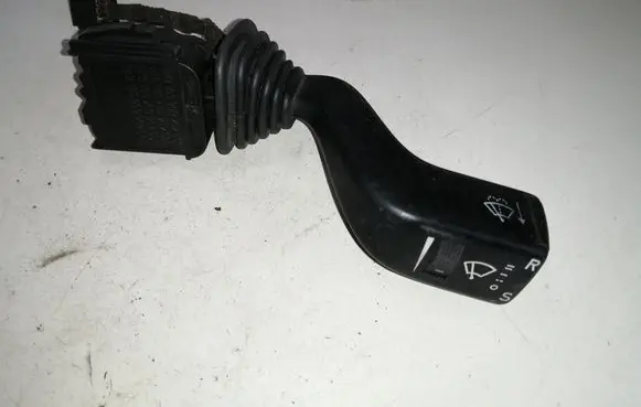 Opel Omega B1 Wiper control stalk 090494655