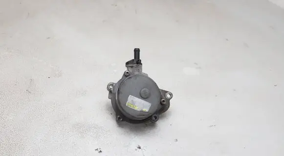 Hyundai i30 Vacuum pump 288102A101