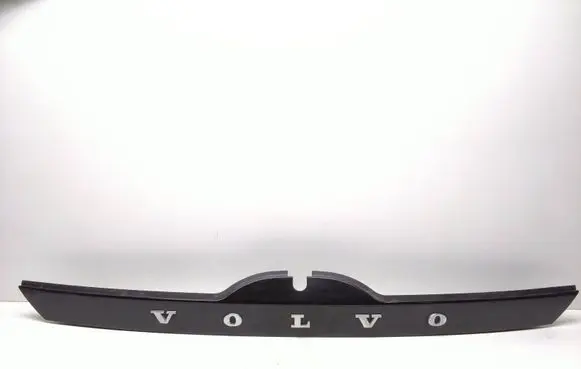 Volvo V60 Trunk door license plate light bar 31276539 31276538 31253346