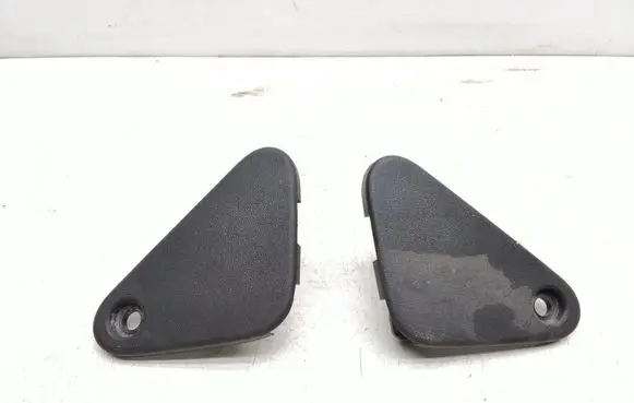 Volvo V40 Radiator mount bracket 30723367 30723366