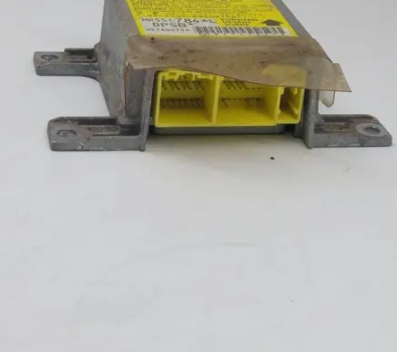 Mitsubishi Pajero Airbag control unit/module MR551784L W2T62075A