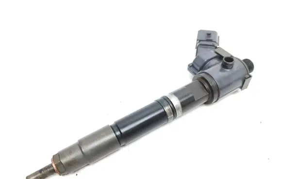 Volvo S90, V90 Fuel injector 31336878 0280 01B04537