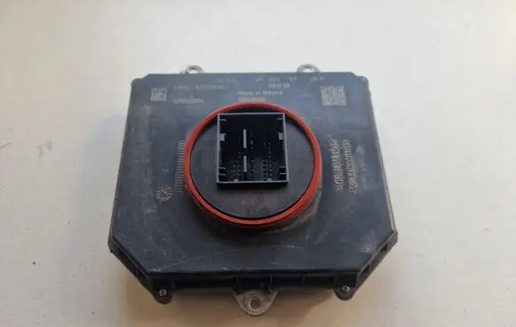 Dodge RAM 1500 DS Headlight ballast module Xenon 1472001280 147000028104