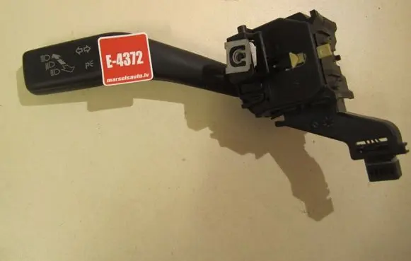 Volkswagen Golf V Indicator stalk 1K0953513E