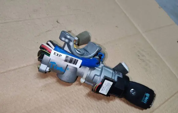 SsangYong Tivoli Ignition lock 8697034001