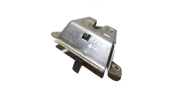 Toyota Aygo AB10 Tailgate/trunk/boot lock/catch/latch 693500H010