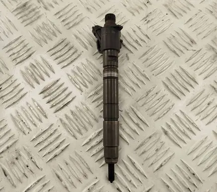 Volvo XC60 Fuel injector 31272690 091012 05934