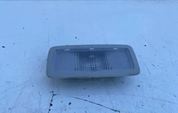 Mazda 3 II Rear seat light