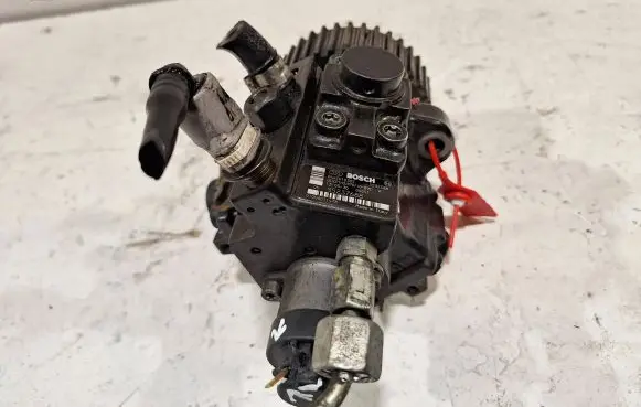 Fiat Tipo Fuel injection high pressure pump 0445010305