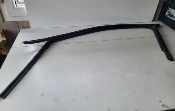 Audi A3 S3 8V Rubber seal front door (on door) 8V4837439A