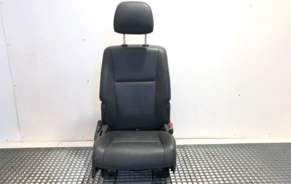 Dodge Journey Front passenger seat 
