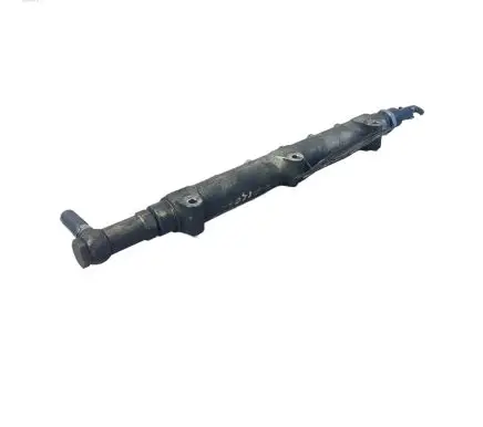 Volvo V70 Fuel main line pipe 8658252 0445215010 004244L1