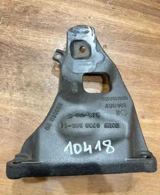 BMW 7 E65 E66 Engine mounting bracket 6769260
