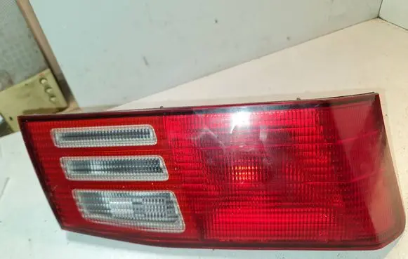 Mitsubishi Galant Tailgate rear/tail lights 22687201
