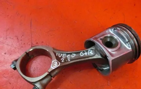 Iveco Daily 35 - 40.10 Piston with connecting rod IVECOTLOKNR3 NR3