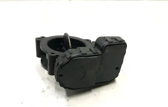 Mercedes-Benz C W204 Throttle valve a6510900370 k3111