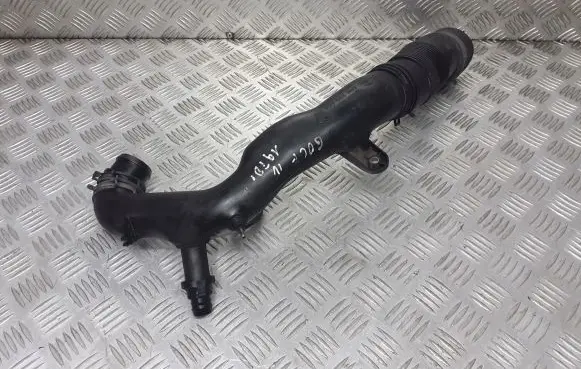 Volkswagen Golf IV Intercooler hose/pipe 6Q0129654BD