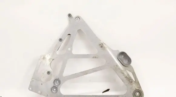 BMW M3 G80 Engine splash shield/under tray 9504171