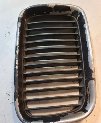 BMW 3 E36 Front grill 8122238 51138122238HD
