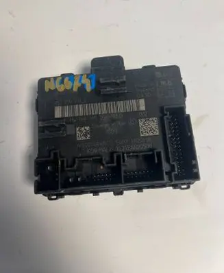 Audi A5 Door control unit/module 4M1959793J 4M1959793D