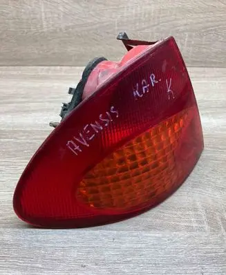 Toyota Avensis T250 Tailgate rear/tail lights LEFTSIDE