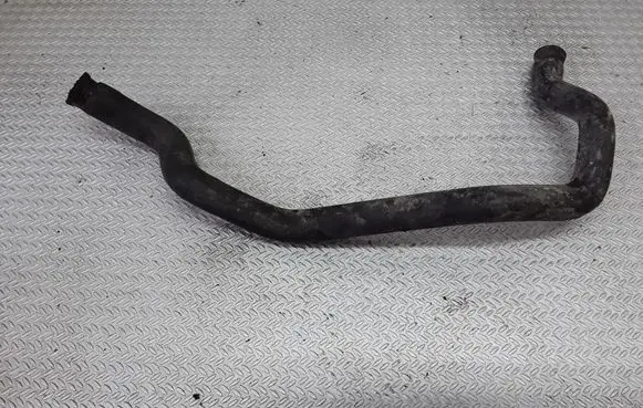 BMW 5 E39 Engine coolant pipe/hose 64218391007