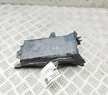 BMW 5 G30 G31 G38 Air intake duct part 7383851