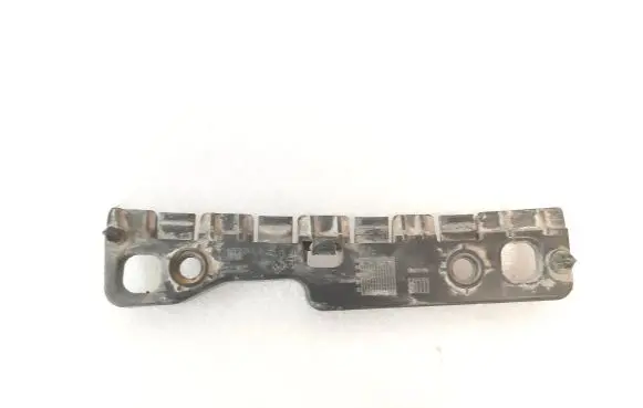 Volvo S90, V90 Fender mounting bracket 31386128