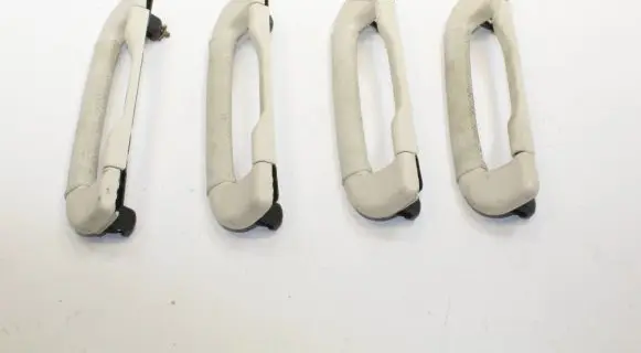 Lexus LS 430 A set of handles for the ceiling 
