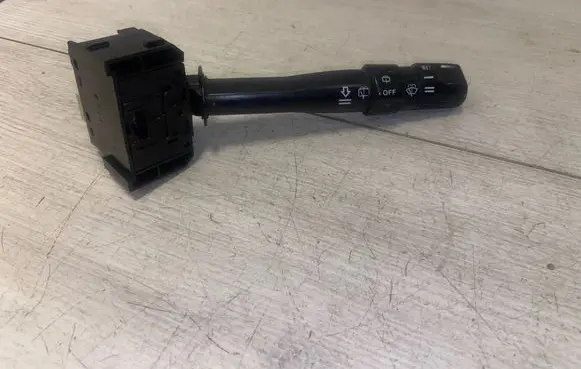 Honda CR-V Wiper control stalk M15888