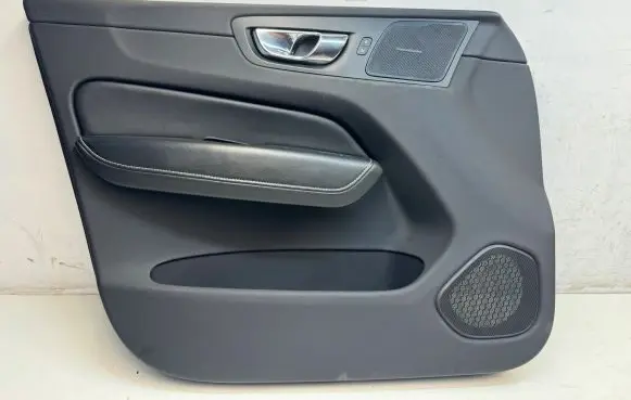 Volvo XC60 Front door card panel trim 31446174