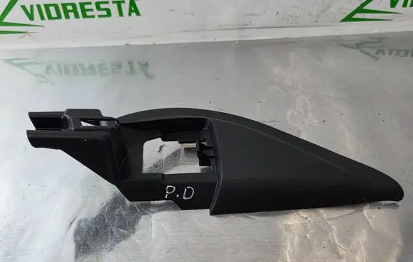 Peugeot 308 Other front door trim element 96777451