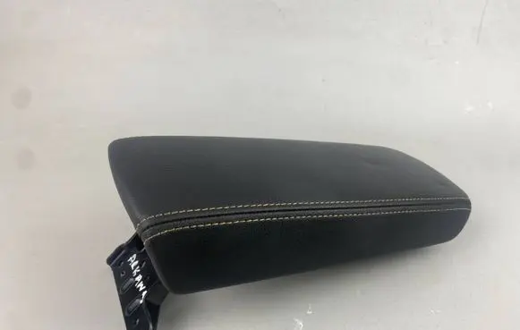 Renault Arkana Armrest 969200263R 96920-0263R