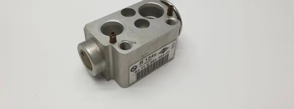 BMW 1 E81 E87 Air conditioning (A/C) expansion valve 6411698148401