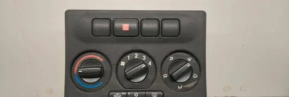 Opel Zafira B Climate control unit 90589777