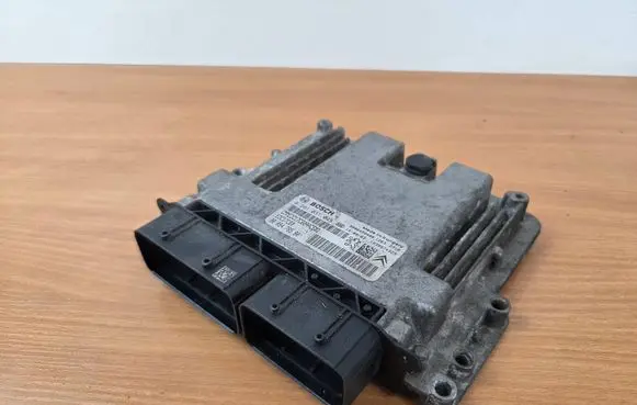 Peugeot 308 Engine control unit/module 9806460480 9809478580 0281031043