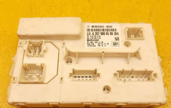 Mercedes-Benz E C207 W207 Other control units/modules A2079006500 A2079011500 A2079024100