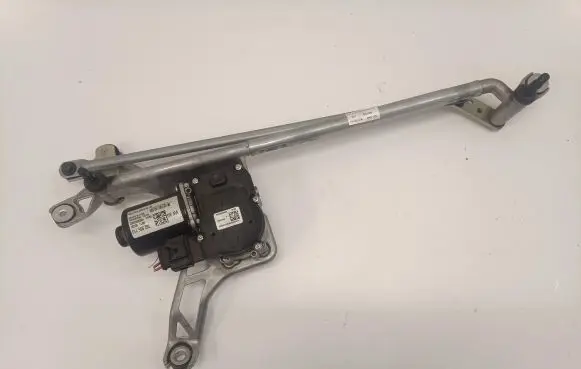 Volkswagen Touareg III Front wiper linkage and motor 762955023C 762955113