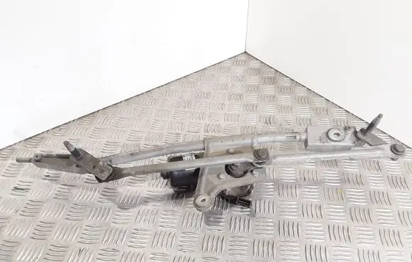 Volvo XC70 Front wiper linkage and motor 8648343 404775