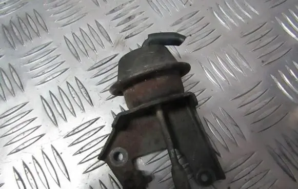 Mazda Xedos 6 Valve vacuum 
