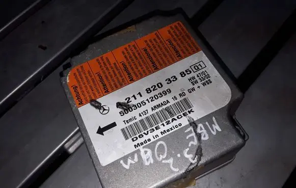 Mercedes-Benz E W211 Airbag control unit/module A2118203385