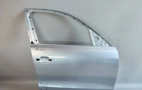 Audi Q5 SQ5 8R Front door 8R0831052E