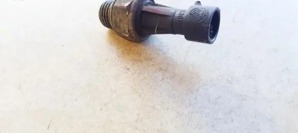 Fuel pressure sensor
