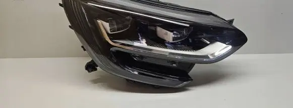 Renault Megane IV Headlight/headlamp 260103857R R146