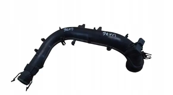 Audi A4 S4 B9 Intercooler hose/pipe 04E145673J