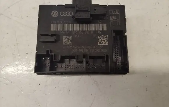 Audi A4 S4 B8 8K Door control unit/module 8T0959792N