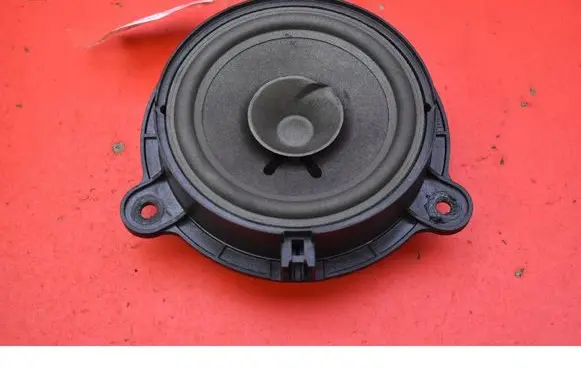 Renault Zoe Subwoofer speaker 281444522R