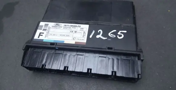 Ford Focus Comfort/convenience module 1S7T15K600FD 5WK48730F
