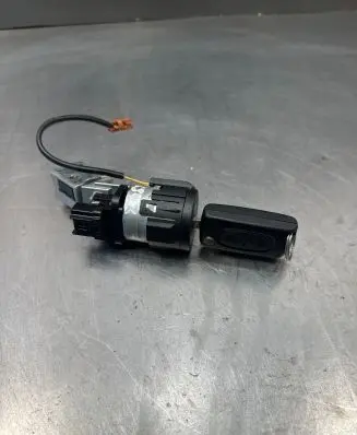 Peugeot 308 Ignition lock 36410600